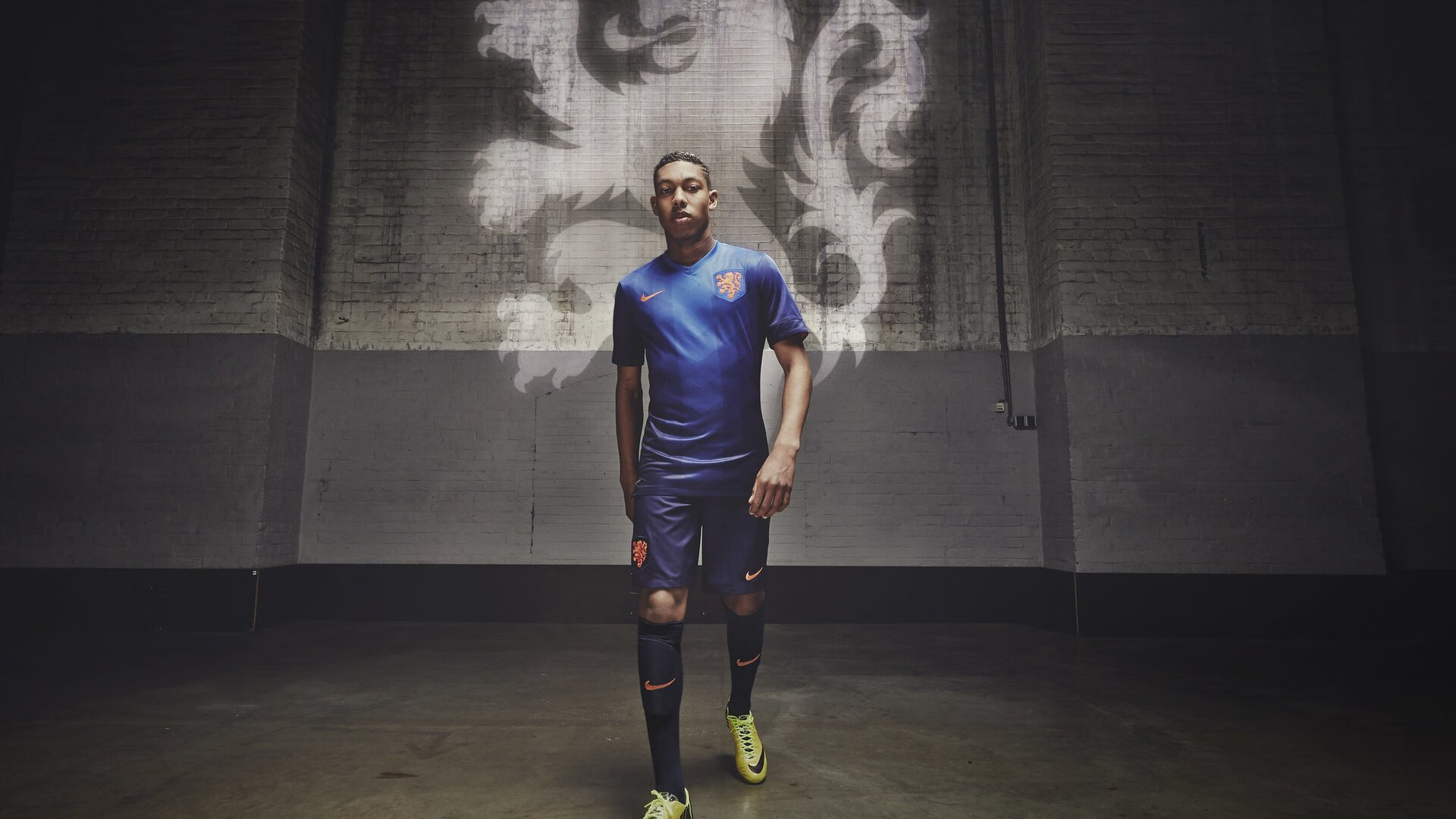 意甲联赛激战正酣，尤文图斯与国际米兰上演巅峰对决